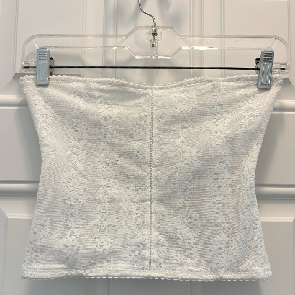 Flexees pull up shaper, size medium